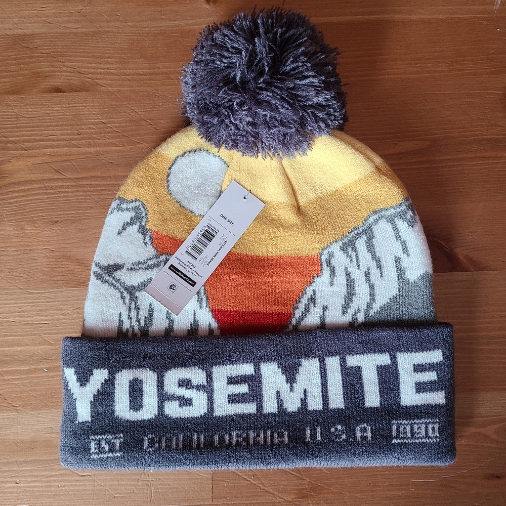 YOSEMITE Ski Beanie